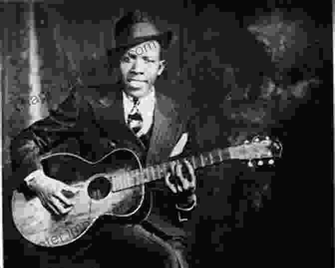 Robert Johnson Playing Guitar Robert Johnson The New Transcriptions Songbook (Guitar Recorded Versions)